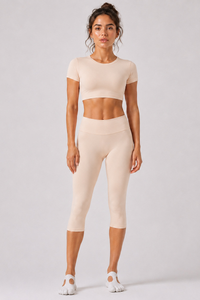 Women's Cropped T-shirt & Capri Leggings Workout Yoga Sets