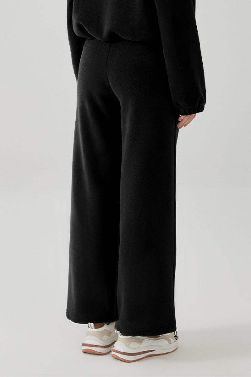 Women's Reversible Fleece Straight-Leg Cuffed Sweatpants