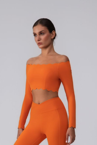 Women's Scalloped Off-Shoulder Cropped Long-Sleeve Sport Top
