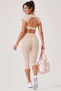 Women's Cropped T-shirt & Capri Leggings Workout Yoga Sets