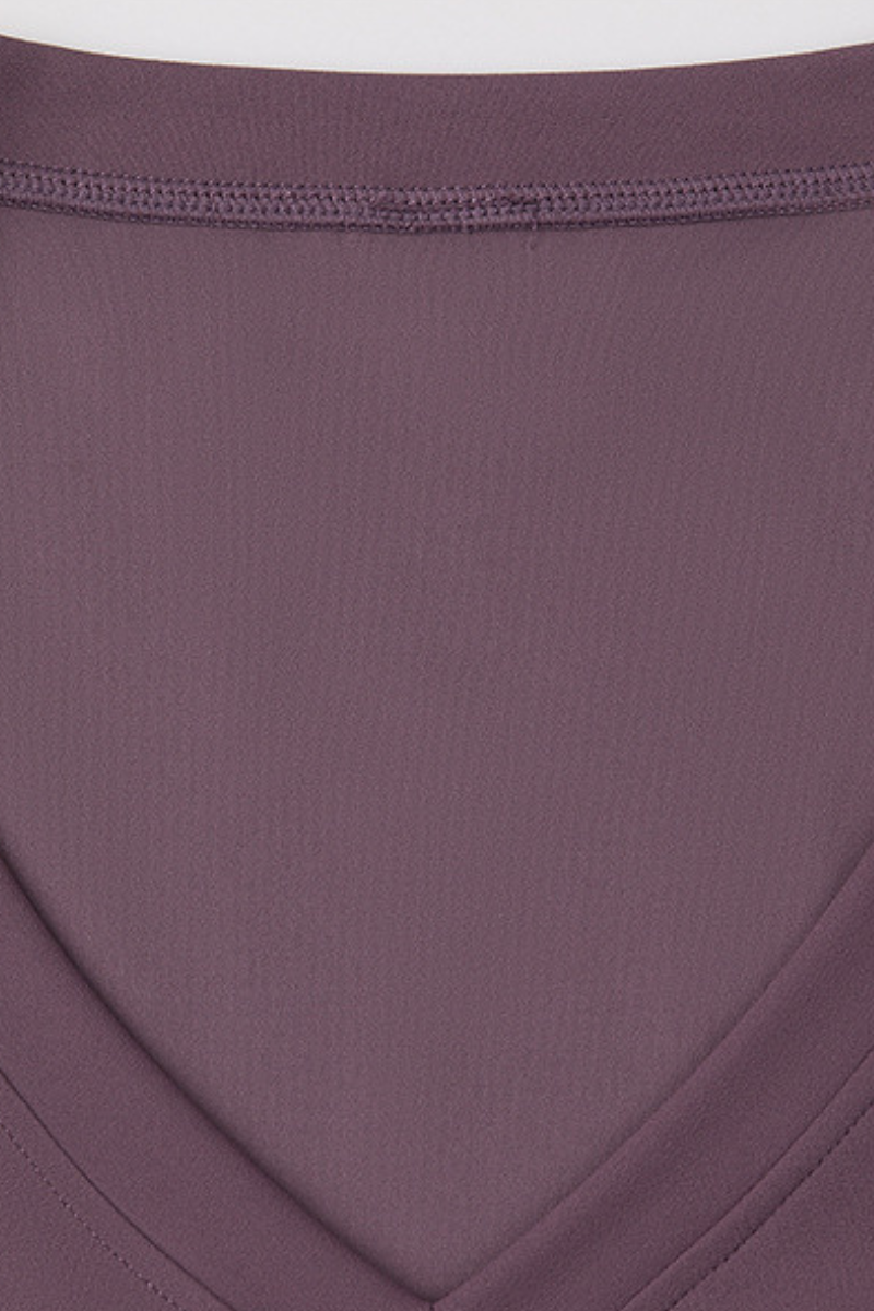 Women’s V-Neck Thumbhole Form-Fitting Long Sleeve Yoga Top
