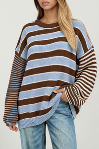 Women Crew Neck Contrast Stripe Distressed Hem Knit Sweater
