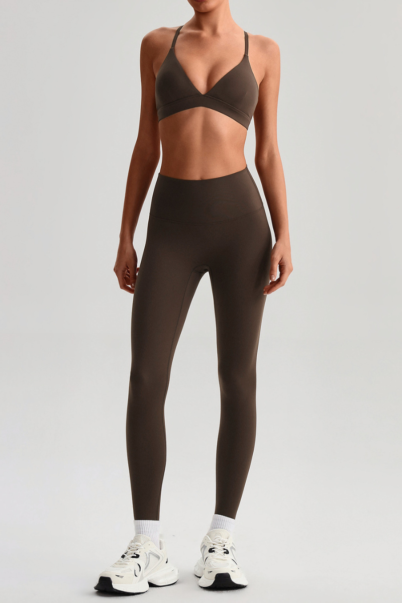 Women's Yoga Sets:Triangle Cup Bra & No Front Seam Leggings