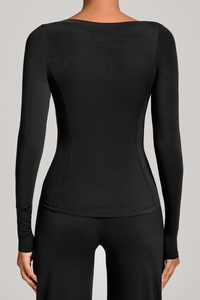 V-neck sport long-sleeved garment