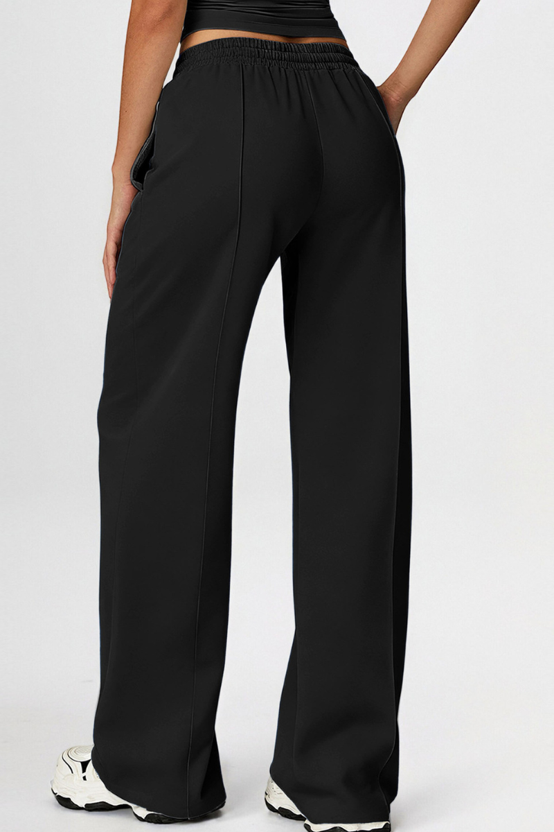 Women’s streetwear straight-leg casual pants.