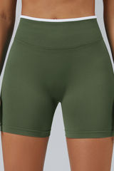 Women's Color Contrast Trim Seamless 3 Inch Yoga Shorts