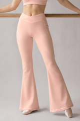 Women's Cross V-Waist Side Pockets Athletic Yoga Flare Pants