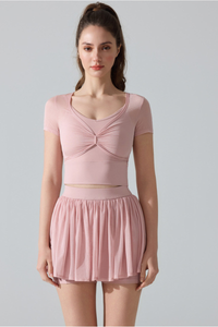 Women's Athleic Set:Faux Two-Piece T-shirt And Mini Skirt