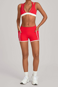 Women's Athletic Set:Halterneck Bra And Side Pockets Shorts