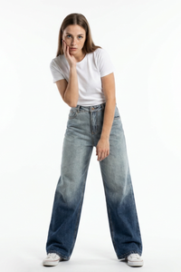 Women's 100% Cotton Gradient Washed Straight Leg Jeans