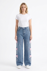 Women's High Waist Bow & Pearl Chain Detail Jeans