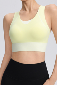 Women's U-Neck Sleeveless Sports Bra.
