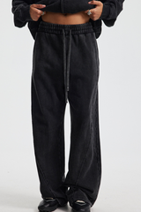 Loose-fitting long pants