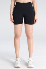 Women's Seamless  Quick-Dry 3D Lifting Sports Yoga Shorts