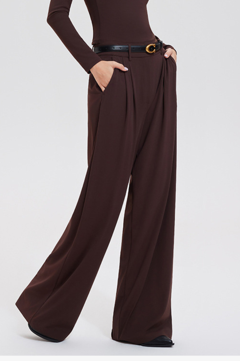 Casual suit with wide-leg pants