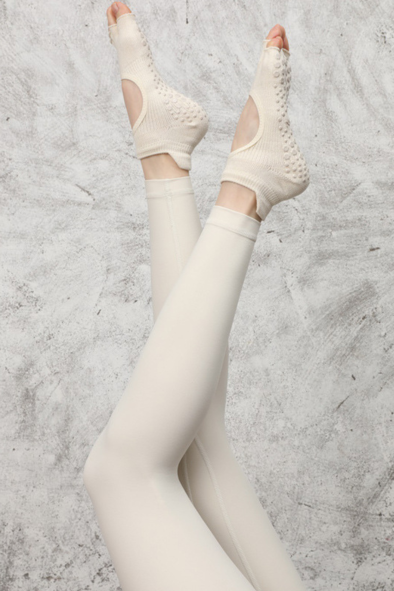 Women's Solid Color Pilates Yoga Grip Five-Toe Socks