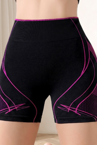 Women's Seamless Color-block Pleated Buttocks Lift Shorts