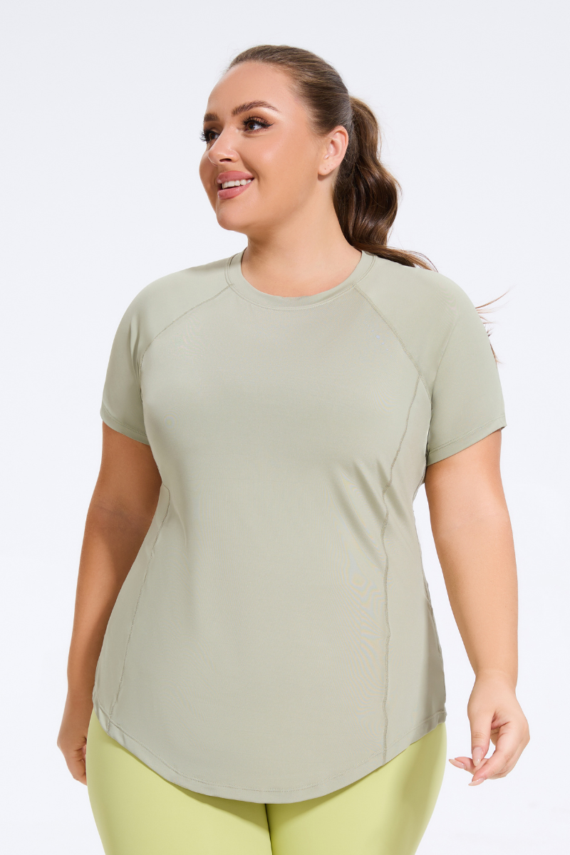 Plus Size Women's Athletic Curved Hem  Yoga T-shirt