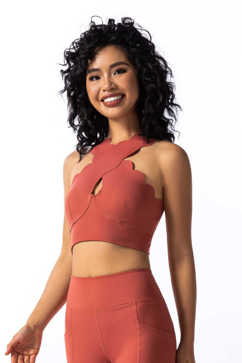 Women's Scalloped Halter Neck Cut Out Sports Bra