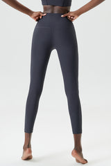 Solid high-rise threaded athletic leggings