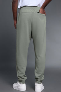 Men Air Layer Loose Straight Leg Sweatpants with Drawstring Cuffs