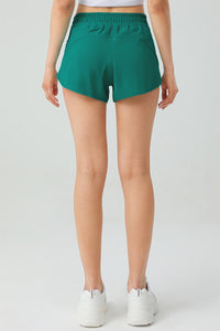 Loose-Fitting Breathable Athletic Shorts