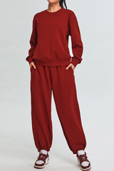 Women's Athletic Set:Pullover And Cuffed Sweatpants