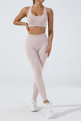 Women’s Athletic Seamless Set:U-neck Bra And Leggings