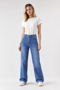 Women's Classic Blue Wash Relaxed High Waist Leg Jeans