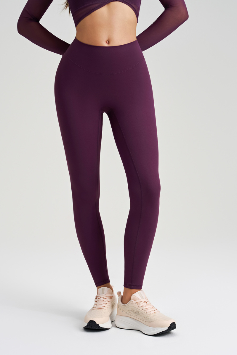 High-waist, seamless fitness pants