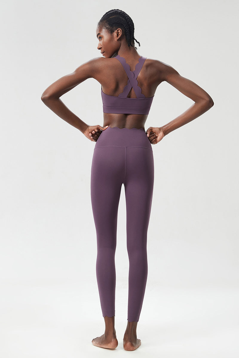 Women Wave Liquid Seamless High Stretch Midweight Yoga Set - Removable Cup Bra & Contoured Tights