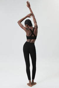 Women Wave Liquid Seamless High Stretch Midweight Yoga Set - Removable Cup Bra & Contoured Tights