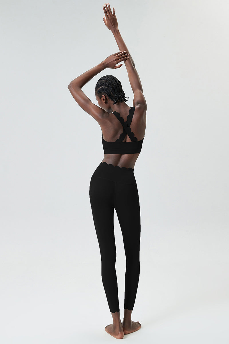 Women Wave Liquid Seamless High Stretch Midweight Yoga Set - Removable Cup Bra & Contoured Tights