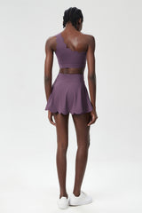 Women Wave Scoop-Neck Seamless Plus Size Tennis Set - Quick-Dry One-Shoulder Bra & Ruffle Hem Skirt