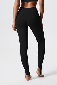 Women Eco-Friendly Fabric Foot-Stepping Model Buttocks Lifting And Shaping Yoga Fitness Running Exercise Leggings