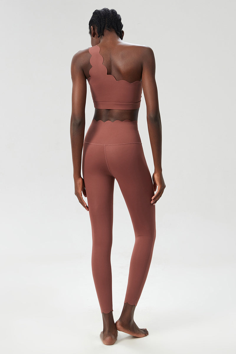 Women Wave Hem Liquid Yoga Set - One-Shoulder Bra & Sculpting Leggings
