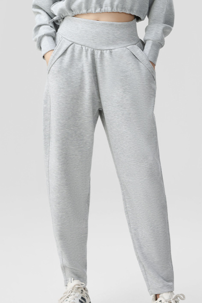 Women's High Rise Joggers with Pleated Waist and Side Pocket