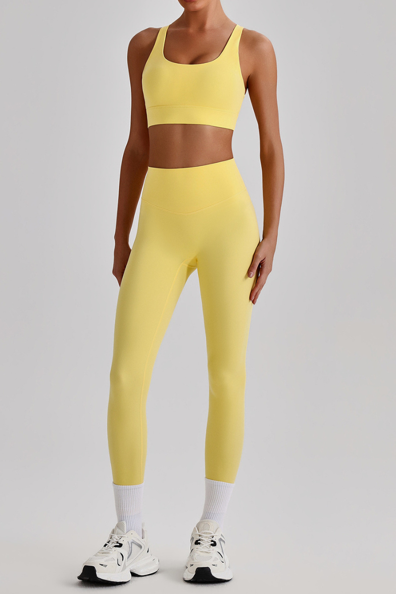 Women's Wide Strap Sports Bra & No Front Seam Leggings Set