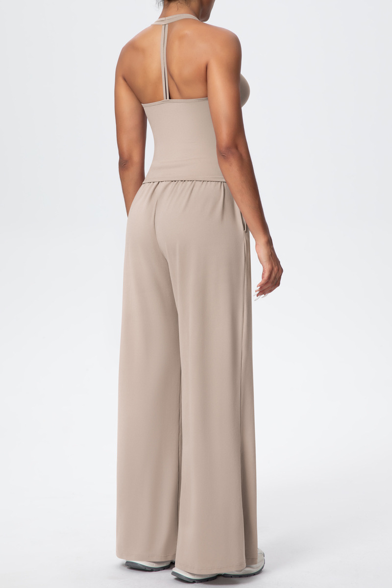 Women’s Set: Halterneck Tank Top & Wide-Leg Pants