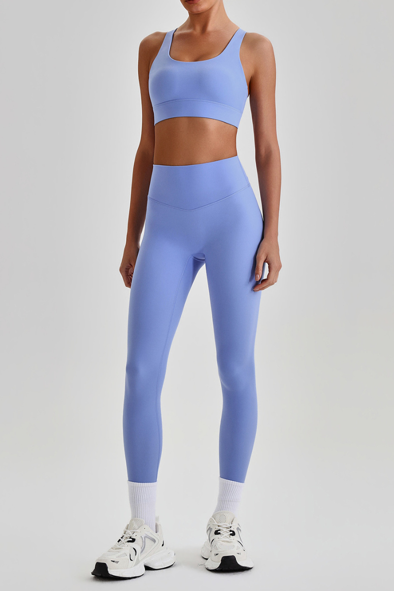 Women's Wide Strap Sports Bra & No Front Seam Leggings Set