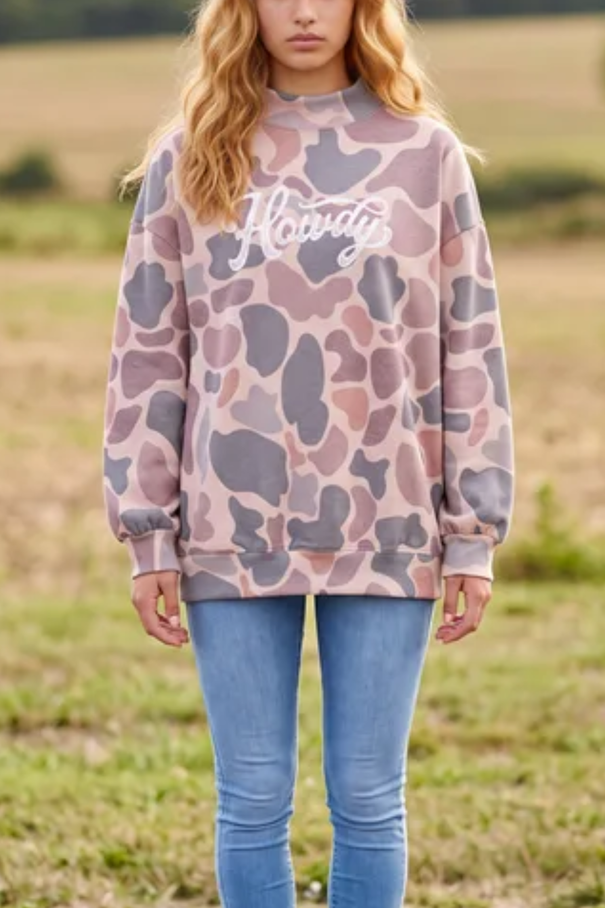 Women's Winter Camo Howdy Letter Mock Neck Sweatshirt