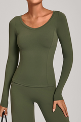 V-neck sport long-sleeved garment