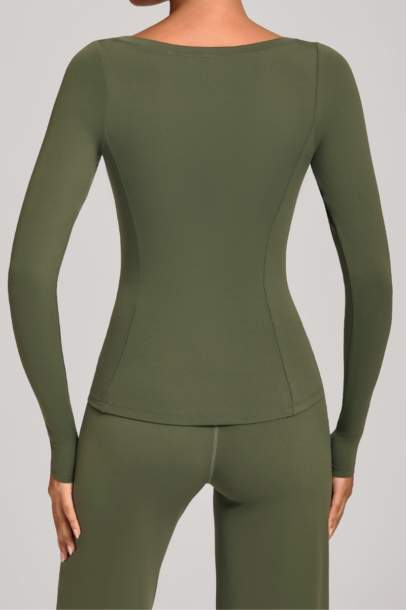 V-neck sport long-sleeved garment