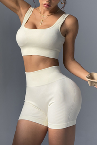 Women's Sport Set:U-Neck Wide Strap Bra And High Waist Short