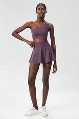Women Wave Scoop-Neck Seamless Plus Size Tennis Set - Quick-Dry One-Shoulder Bra & Ruffle Hem Skirt
