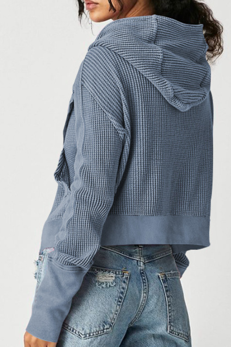 Zipper-fastened short-sleeved knitted sweater