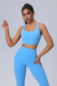 Women's Crisscross Back Sports Bra & Butt-Lifting Yoga Leggings Set