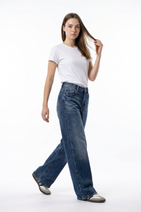 Women's Vintage Wash High Waist Straight Leg Jeans