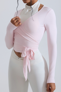 Women’s strap-adjustable waistline sport top.