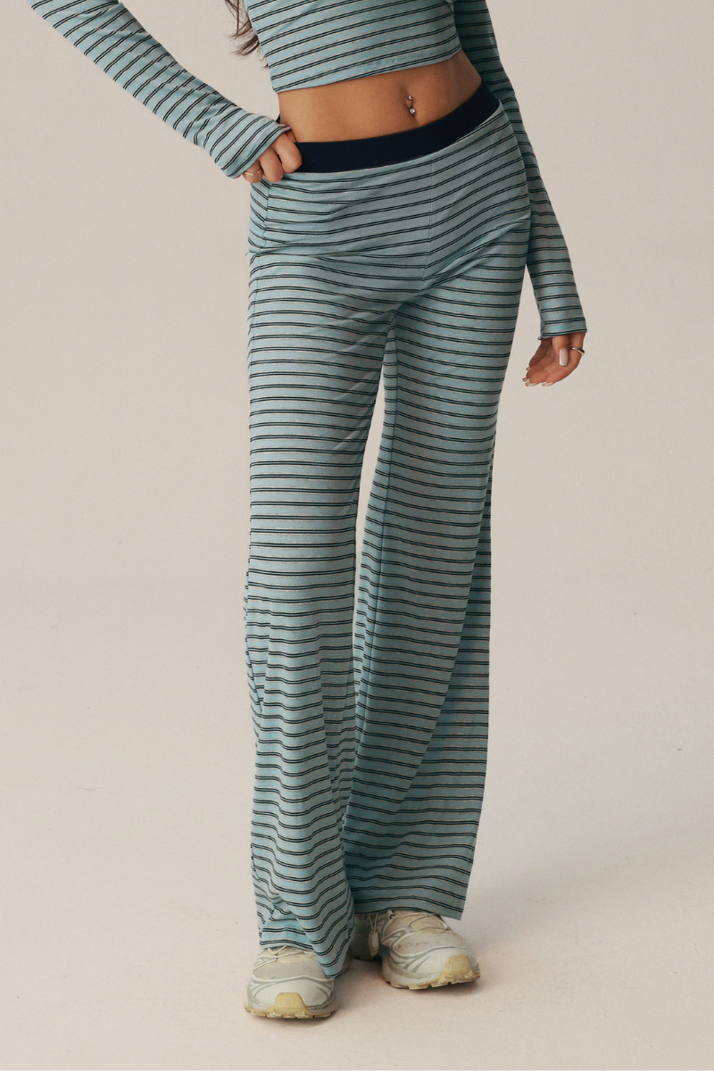 Women's Striped Wide Contrast Elastic Waist Flare Pants